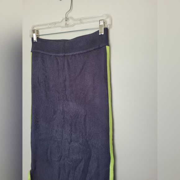 Anthropologie Ribbed Knit Skirt Sporty Midi Sleek Loungewear Ribknit Gray Medium - Picture 9 of 12